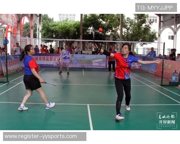 英超张丽独家分享羽毛球技巧与训练心得助你提升竞技水平 英超张丽独家分享羽毛球技巧与训练心得助你提升竞技水平