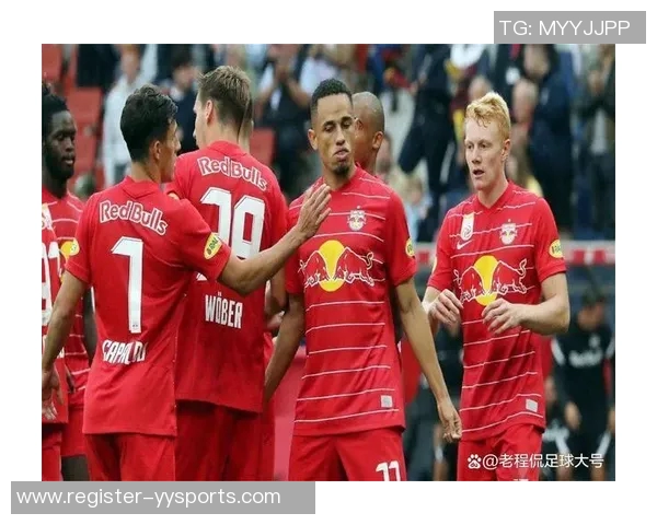 深圳网球队在网球比赛中的盯防策略与欧冠足球战术的对比分析