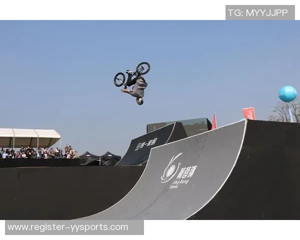 成都极限运动队在全国灵活性排行榜中荣登第九名展现运动实力与团队精神 成都极限运动队在全国灵活性排行榜中荣登第九名展现运动实力与团队精神